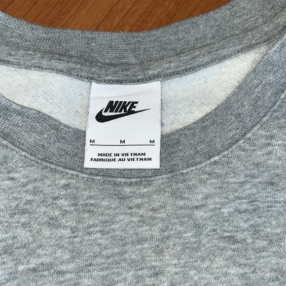 Nike Men's Sportswear Fleece Crew Sweatshirt Grey Tiger Size Medium - Picture 6 of 6